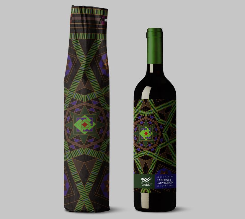 酒標設計案例.jpg 酒標設計案例.jpg