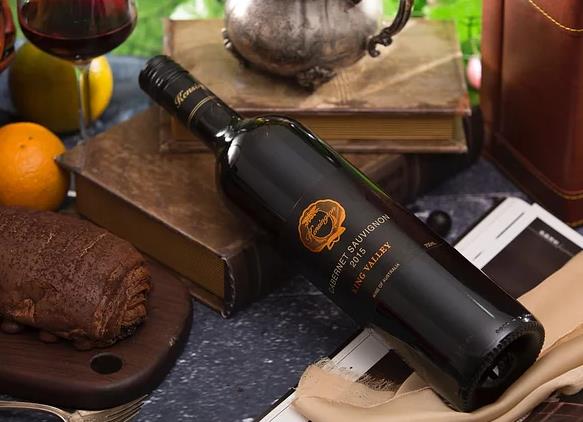 紅酒禮盒包裝設計.jpg 紅酒禮盒包裝設計.jpg